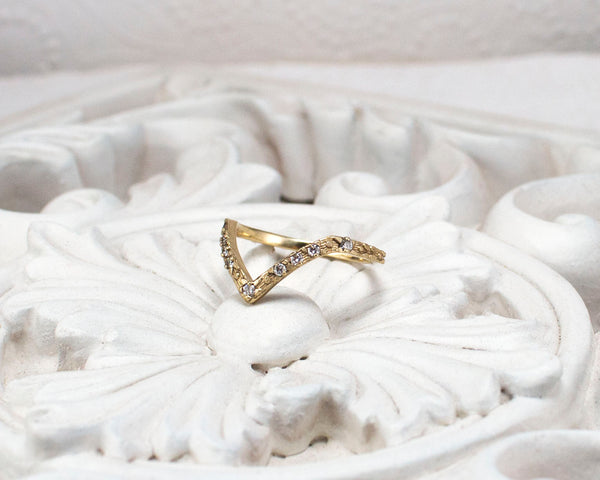 Tiara Gold Chevron Ring, Brass Ring, Dainty Ring, Filigree Chevron Ring,  Boho Ring, Midi Ring, Ethnic Ring, V Ring, Gift for Her - Etsy